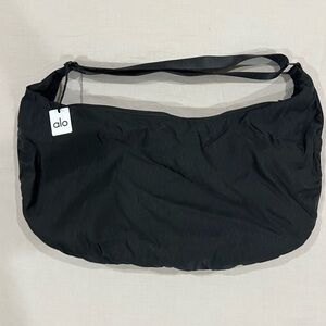 ALO Yoga Classic Black Shoulder Bag
